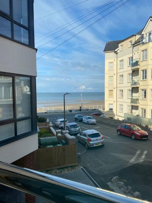 Luxury Modern 1Bed Sea View Apartment Rhôs-on-Sea Екстериор снимка